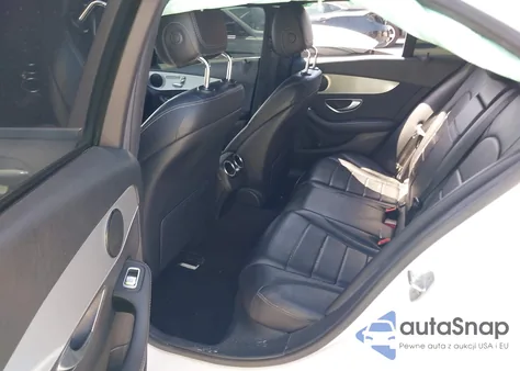 2018 Mercedes-Benz C 300 from USA, damaged, VIN 55SWF4JB7JU271476